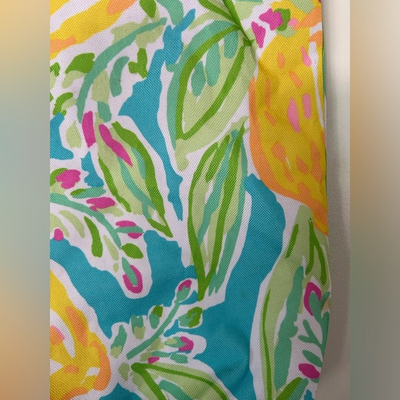 Lilly Pulitzer for Estée Lauder Fruit Print Tote - Picture 7 of 9